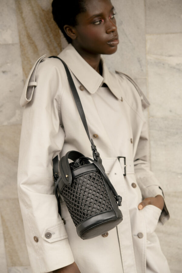 SANDONA MINI Black Bucket - Image 2