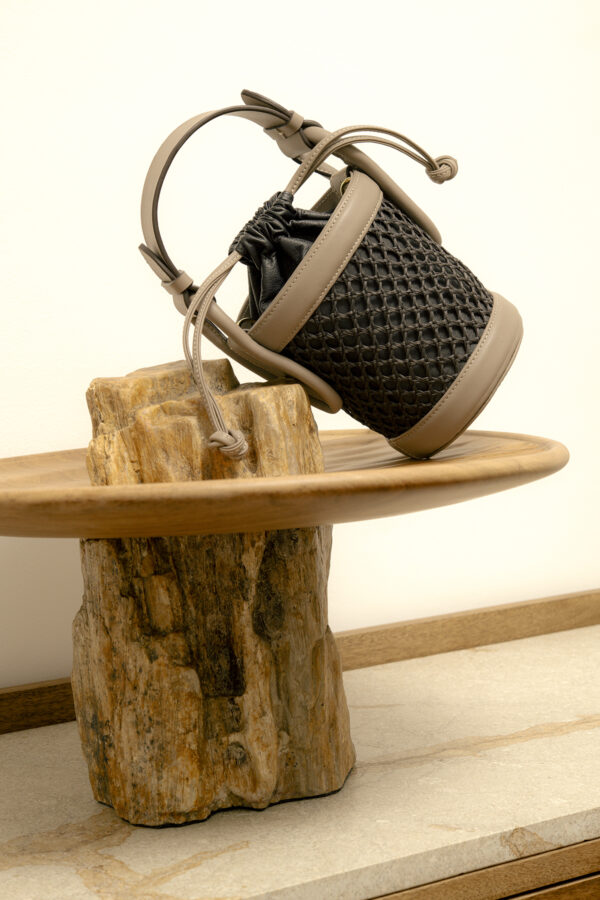 IZA Bucket Navy - Image 3