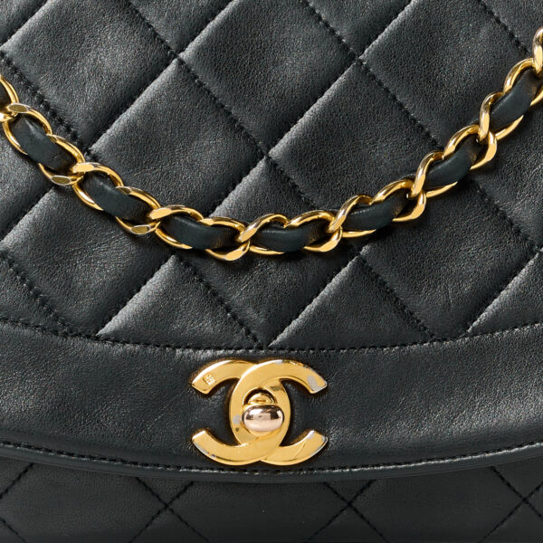 CHANEL | Lambskin Quilted Medium Single Flap Black - Image 7
