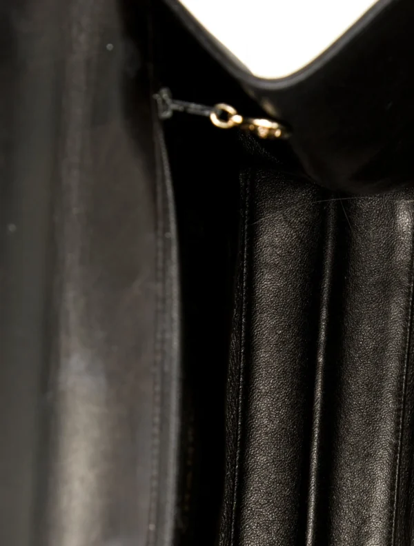 CHANEL | Envelope Flap Bag black and white - Image 5