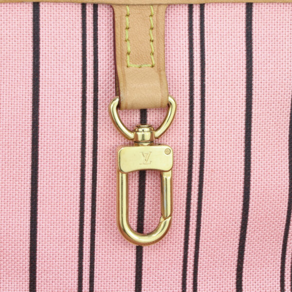LOUIS VUITTON | Neverfull MM in Jungle Dots Monogram - Image 11