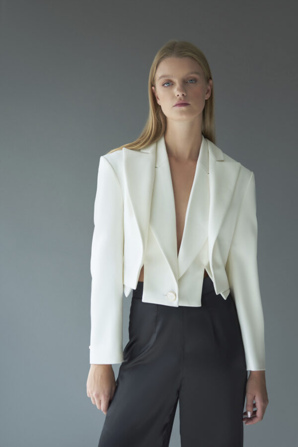 Paris Rodriguez | BLAZER IVORY