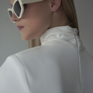 Alternative view of Paris Rodriguez | MILAN BLANCO
